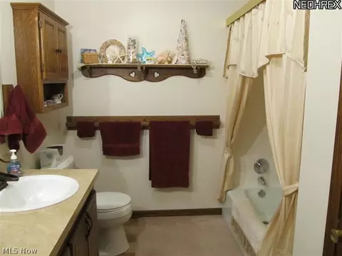 3124 Hartville Rd, Rootstown, OH 44272 photo 8