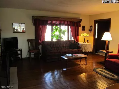 3124 Hartville Rd, Rootstown, OH 44272 photo 4