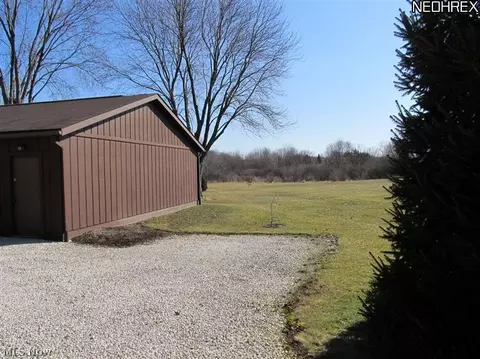3124 Hartville Rd, Rootstown, OH 44272 photo 23