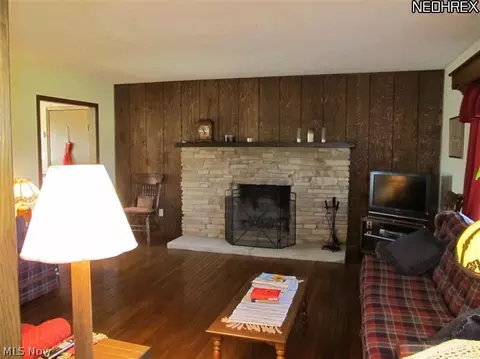 3124 Hartville Rd, Rootstown, OH 44272 photo 3