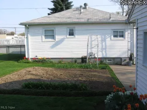 42399 Wilbur St, Elyria, OH 44035 photo 11