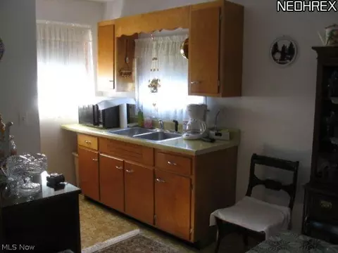 42399 Wilbur St, Elyria, OH 44035 photo 6