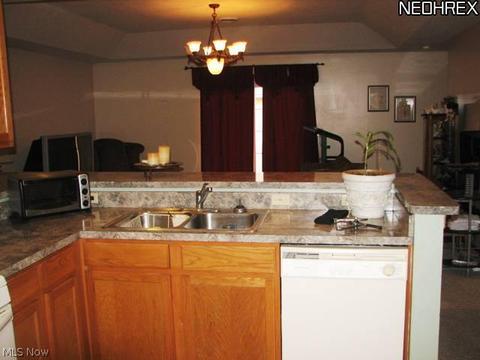 3035 Surf Ave, Lorain, OH 44053 photo 5