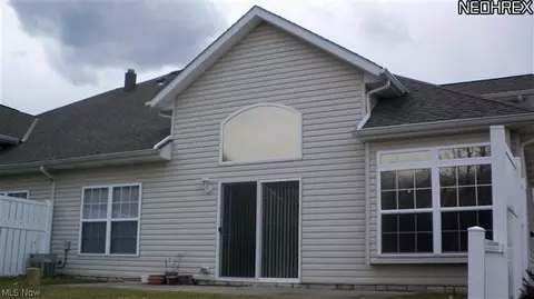 6781 Rolling Meadow Dr #E1, Parma, OH 44134 photo 3