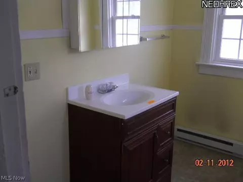 426 Main St, Wadsworth, OH 44281 photo 9