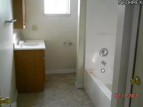 426 Main St, Wadsworth, OH 44281 photo 5