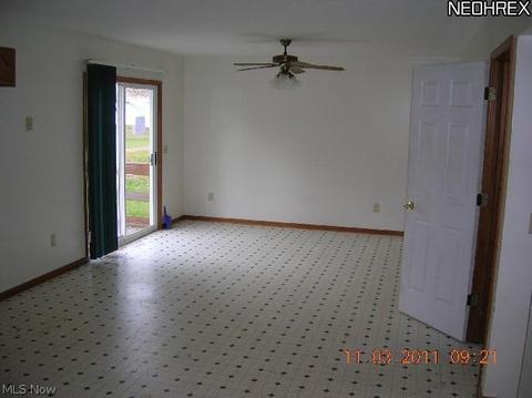 1070 Maple Ave, Madison, OH 44057 photo 4