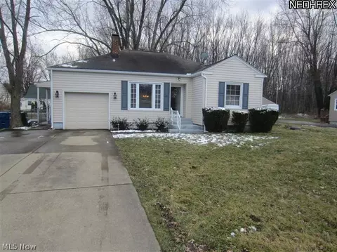 41909 Emerson Ct, Elyria, OH 44035 photo 1