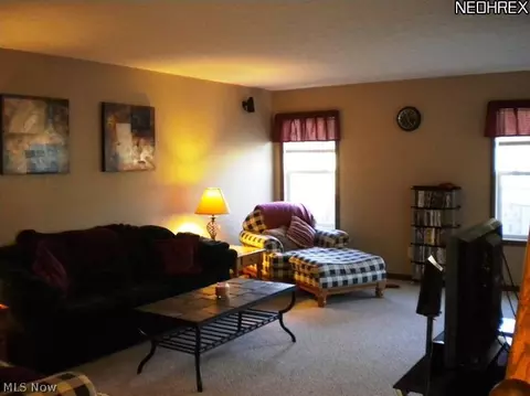 5065 Kelly Ave, Rootstown, OH 44272 photo 4