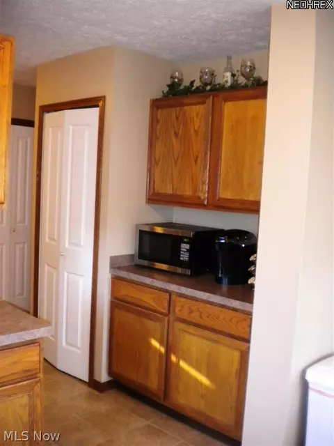 5065 Kelly Ave, Rootstown, OH 44272 photo 9
