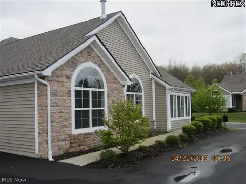 155 Shaw Dr, Kent, OH 44240 photo 1