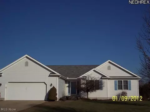100 Spruce Dr, Creston, OH 44217 photo 1