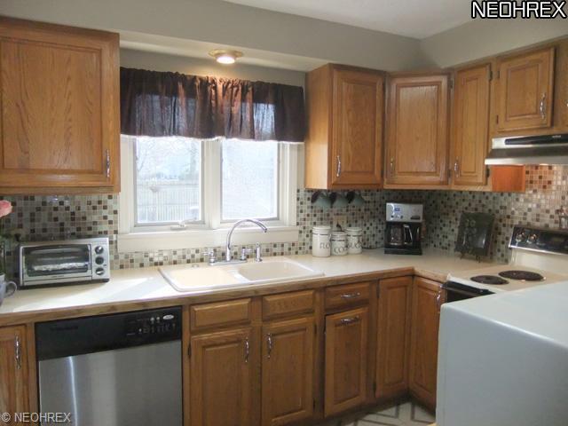 849 Eaglenest Ave, Akron, OH 44303 photo 6