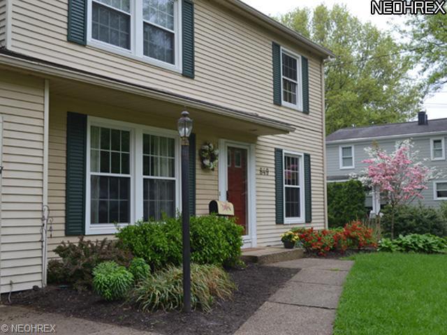 849 Eaglenest Ave, Akron, OH 44303 photo 2