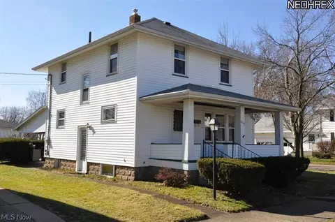 324 W 12th St, Dover, OH 44622 photo 14