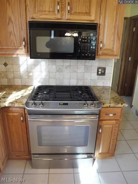 865 Fairfield Dr, Boardman, OH 44512 photo 6