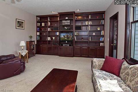 3976 Williams Ct, Avon, OH 44011 photo 8