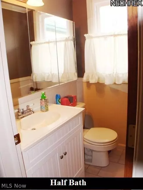 2914 Coventry Dr, Parma, OH 44134 photo 7