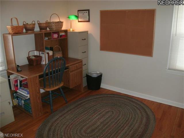 219 Creed St, Struthers, OH 44471 photo 5