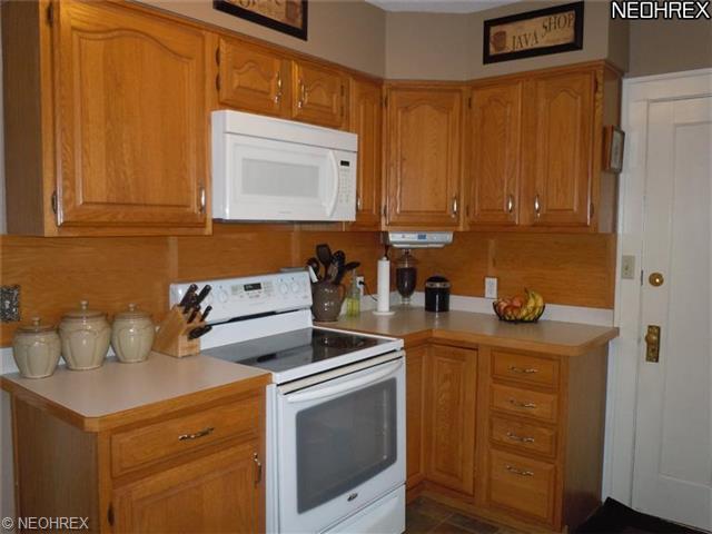 800 Park Ave, Elyria, OH 44035 photo 10