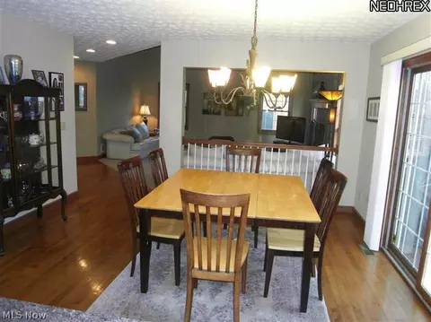 7099 Longview Dr, Solon, OH 44139 photo 3