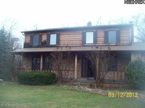 5698 Forest Dr, Willoughby, OH 44094 photo 1