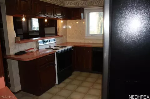 4047 Lane Rd, Painesville, OH 44077 photo 4