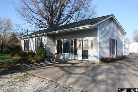 4047 Lane Rd, Painesville, OH 44077 photo 1