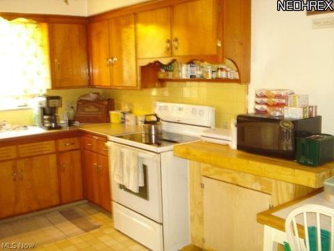 5803 Warwick Dr, Parma, OH 44129 photo 5