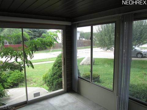 7345 Lime Ln, Parma, OH 44129 photo 18
