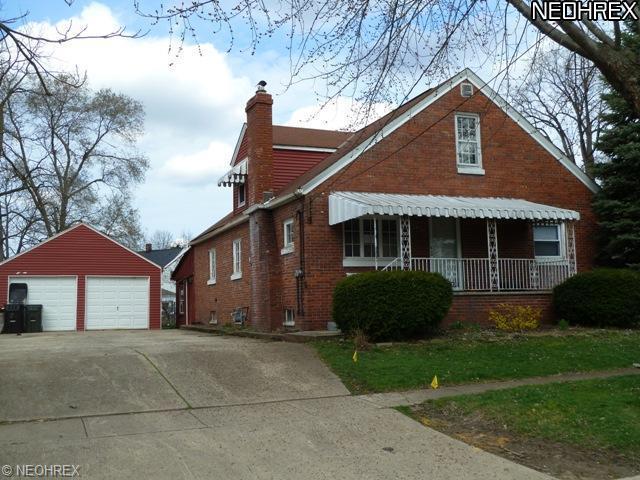 923 W Walnut St, Elyria, OH 44035 photo 1