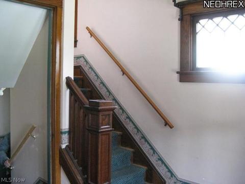 373 Beech St, Berea, OH 44017 photo 5