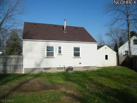 1620 Cedar Dr, Lorain, OH 44052 photo 10