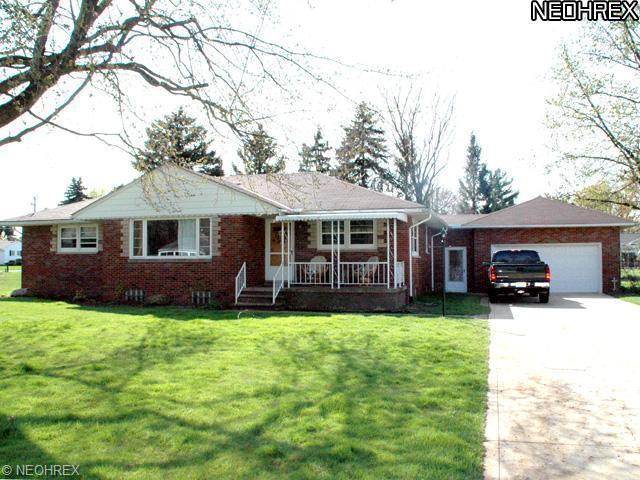 7040 Jay Dr, Elyria, OH 44035 photo 1
