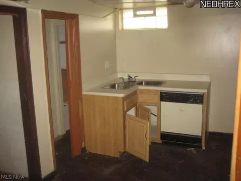 446 E 272 St, Euclid, OH 44132 photo 11
