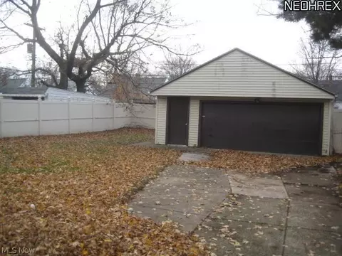 446 E 272 St, Euclid, OH 44132 photo 12