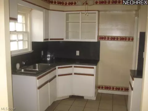 446 E 272 St, Euclid, OH 44132 photo 6