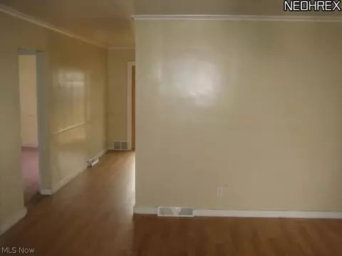 446 E 272 St, Euclid, OH 44132 photo 5
