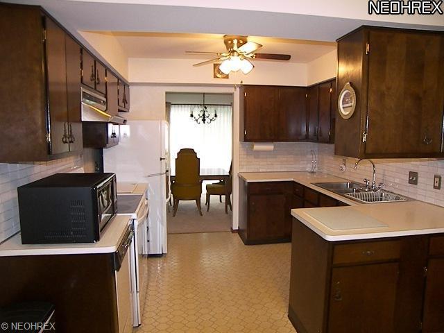 35755 Solon Rd, Solon, OH 44139 photo 8