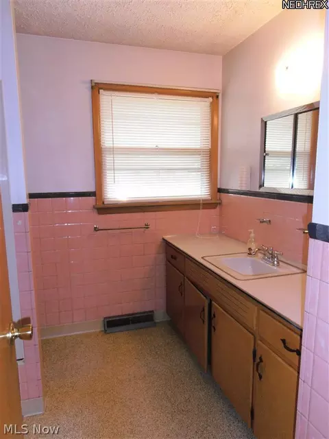 5333 Linger, Youngstown, OH 44514 photo 8