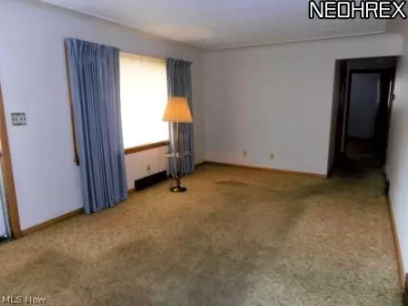 5333 Linger, Youngstown, OH 44514 photo 2