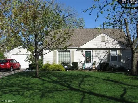 178 Whipple NW, Canton, OH 44708 photo 1