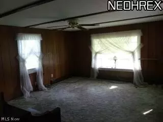 692 N Abbe Rd N, Elyria, OH 44035 photo 6
