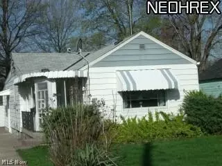 692 N Abbe Rd N, Elyria, OH 44035 photo 1