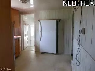 692 N Abbe Rd N, Elyria, OH 44035 photo 5