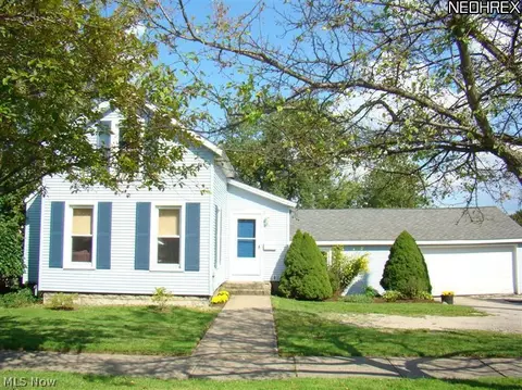 112 Maple, Chardon, OH 44024 photo 1