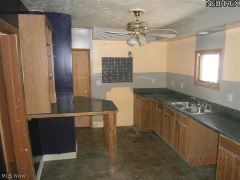 149 Samuel St, Elyria, OH 44035 photo 7