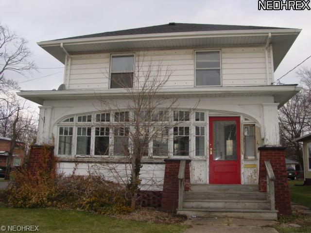 1307 14th St NW, Canton, OH 44703 photo 1