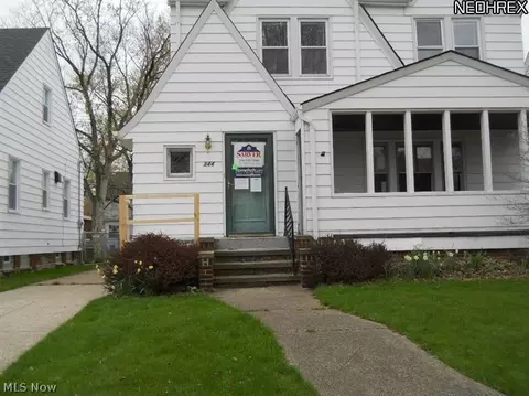 344 E 211th St, Euclid, OH 44123 photo 1