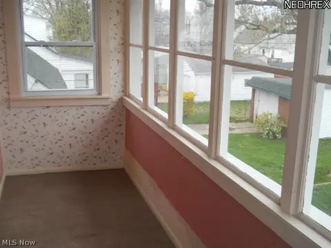 344 E 211th St, Euclid, OH 44123 photo 7
